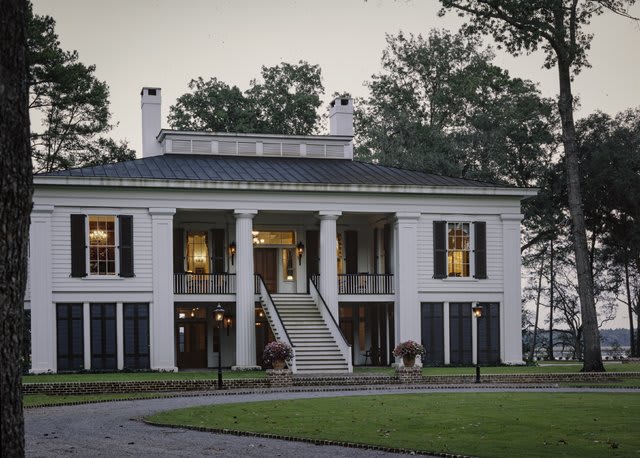The Residence A Contemporary Haven of Comfort and Craftsmanship The Residence A Contemporary Haven of Comfort and Craftsmanship